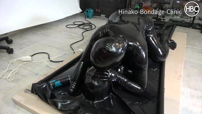 Hinako Bondage Clinic – Latex Vacuum Bed With Dick Hole – Part 2 (2023/Mp4/1000 MB)