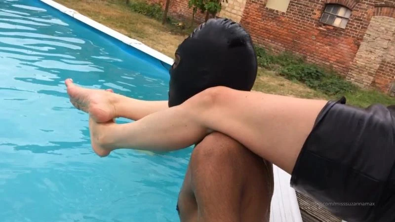 Miss Suzanna Maxwell – Drowned Under My Delectable Toes (2023/Mp4/1000 MB)