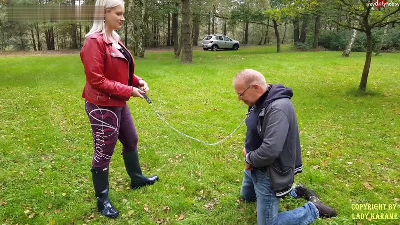 Ballbusting With Sexy Hunter Boots (2022/MPEG-4/741 MB)