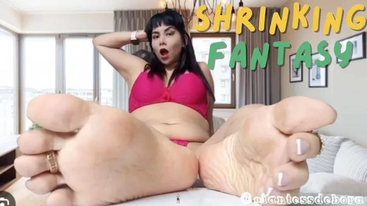 Giantess Debora in Video Shrinking Fantasy - Worship SFX (2024/MPEG-4/612 MB)