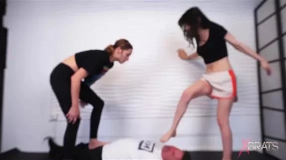 Bratty Foot Girls in Video XBrats - Josie and Valerie - Working Out On You! (2025/MPEG-4/693 MB)