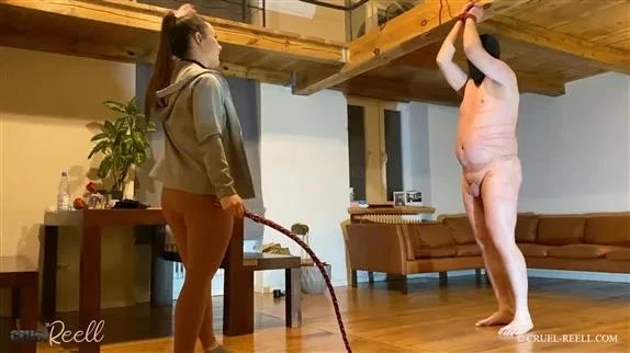 Cruel Reell in Video Bullwhipping (2025/MPEG-4/246 MB)