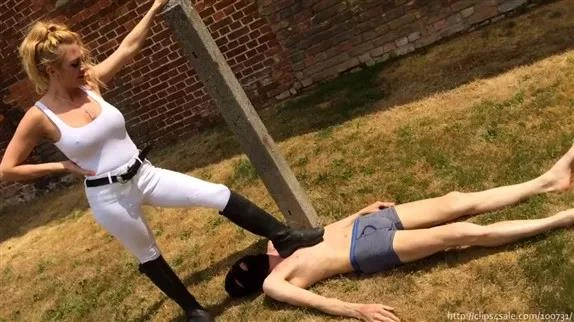 Subby Hubby - Stevie Shae and Kelly Diamond - Ass Licking Slaves (2025/MPEG-4/210 MB)