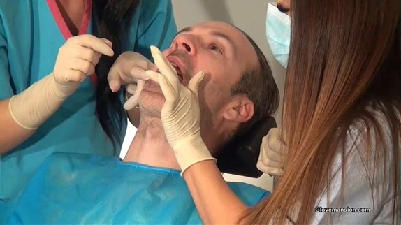 GloveMansion in Video Dental play and cum extraction part 1 - Fetish Liza and Nomi Melone (2025/MPEG-4/269 MB)