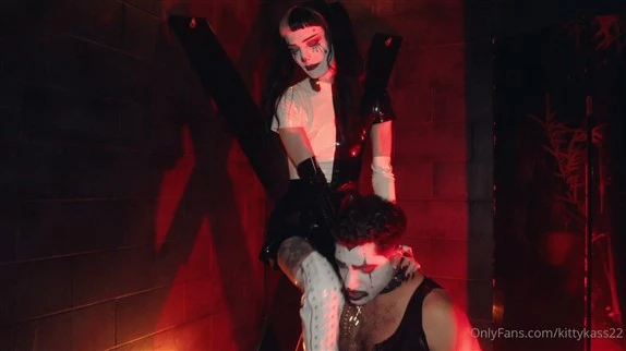 Mistress Kassy in Video Some Fun With My Pet (2025/MPEG-4/98.3 MB)
