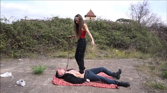 SubmittedTeen in Video I Tried To Pass Him Out - Mean Teen (2025/MPEG-4/765 MB)