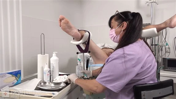Private patient in Video Bedwetter 03 (2025/MPEG-4/247 MB)