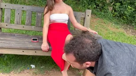 Brazilian Bad Girls in Video Ana Clara And Her Friend Dirty Foot Humiliation In Public! (2025/MPEG-4/2.47 GB)