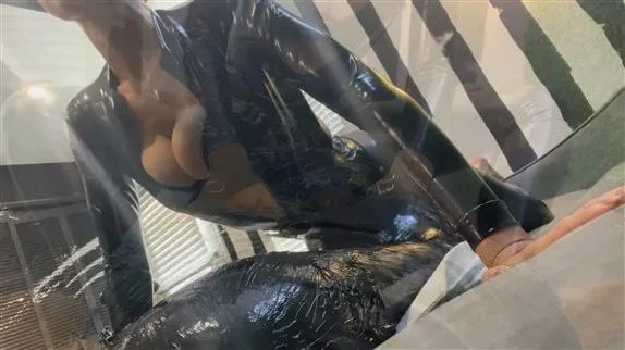 Tess Nyc in Video Mistress Tess - What Happens In Ac (2025/MPEG-4/3.43 GB)