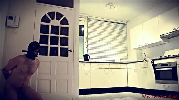 Mistress Kym in Video Back Home After A Wild Night (2025/MPEG-4/43.1 MB)