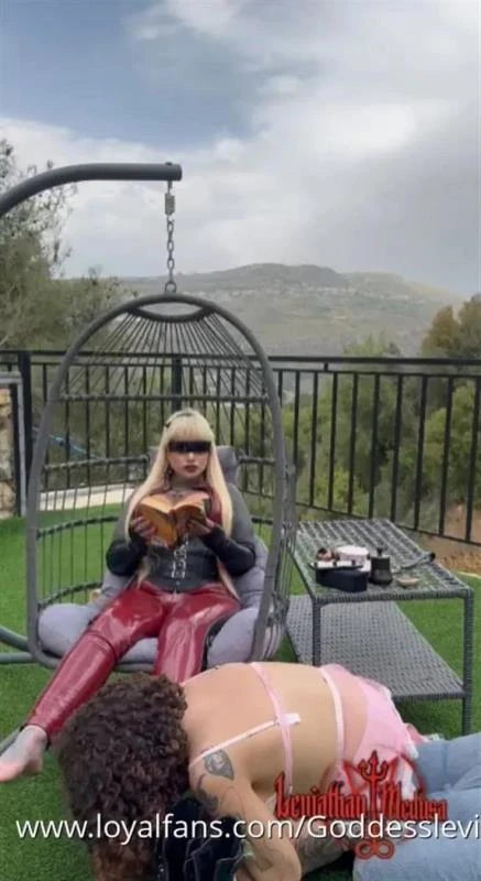 Medusa Gorgons in Video Goddess Leviathan Medusa - The Sorceress - Reunion Back With Sensual Hard Domination With My Kitty Cat Electra (2025/MPEG-4/359 MB)