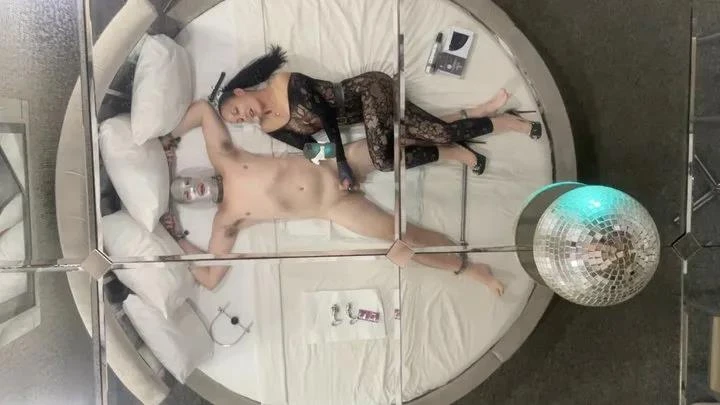 Tess Nyc in Video Mistress Tess - Disco Bitch (2025/MPEG-4/2.30 GB)