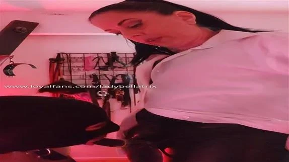 Lady Bellatrix in Video Stuffing Canadian Holes - Part 2 (2025/MPEG-4/51.1 MB)