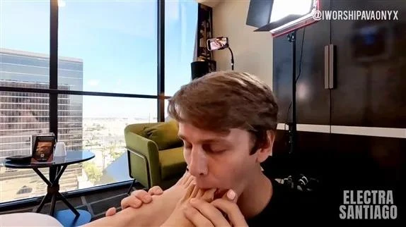 Electra Santiago in Video Femdom Couples Therapy (2025/MPEG-4/1.33 GB)