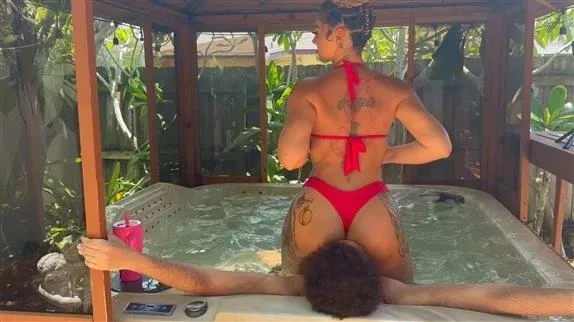 Brutal Baddies in Video Human Chair In The Jacuzzi Goddess Mstrigga (2025/MPEG-4/1.09 GB)