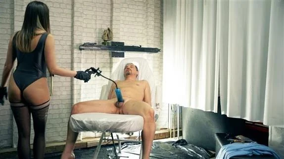 Noir Queenie in Video Doctor NOIR QUEENIE Find Erectile Dysfunction Angle 1 (2026/MPEG-4/1.05 GB)