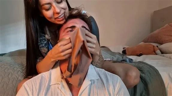 Liricaa Lamat in Video Speakuss - Speakuss Gets A Pantyhood (2026/MPEG-4/597 MB)