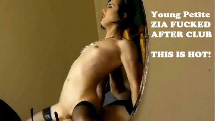 Tia Tizzianni in Video Lil Zia Fucks in 3 Positions after CLUB (2026/MPEG-4/1.24 GB)