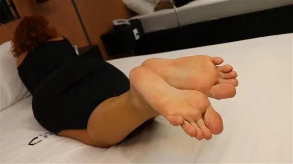 Jhonn in Video Womens Feet Footjob - Roberta Faganelli - Vol 01 - Footjob Video (2026/MPEG-4/732 MB)